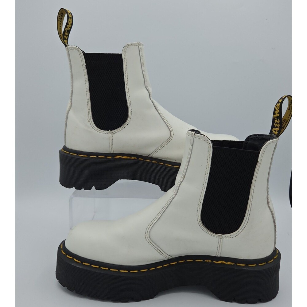 Dr. Martens Smooth White Leather Platform Chelsea Boots AirWair Women Size 8 - Picture 2 of 10